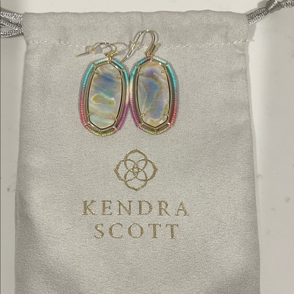 Kendra Scott Jewelry - Kendra Scott Iridescent Oval Earrings